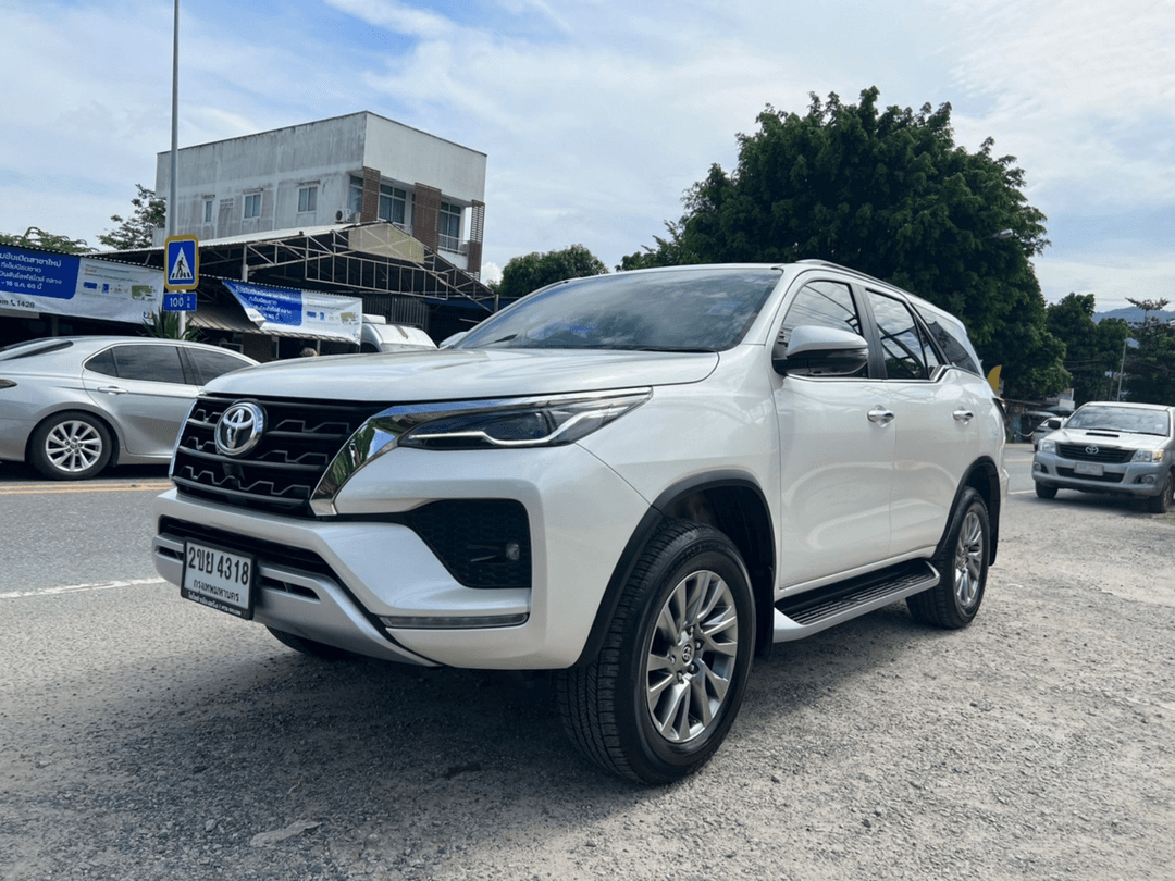 Toyota Fortuner Image