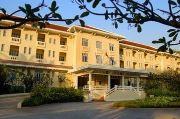 Raffles Grand Hotel d'Angkor Raffles Grand Hotel d'Angkor