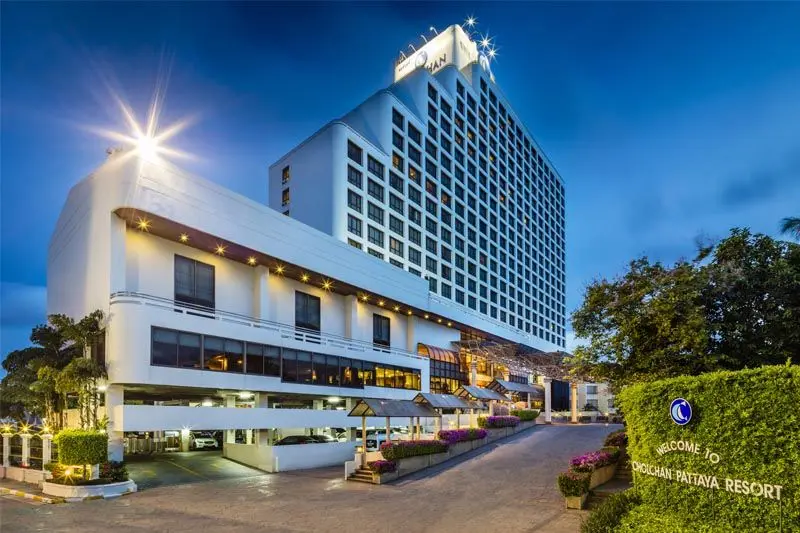 ชลจันทร์ พัทยา บีช รีสอร์ต ชลจันทร์ พัทยา บีช รีสอร์ต