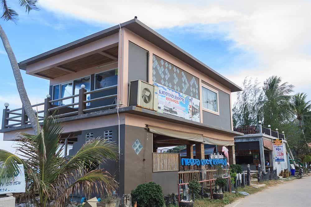 Needa Rock Resort