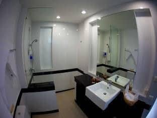 Nirvana Detox Healing Center Hotel Nirvana Detox Healing Center Hotel