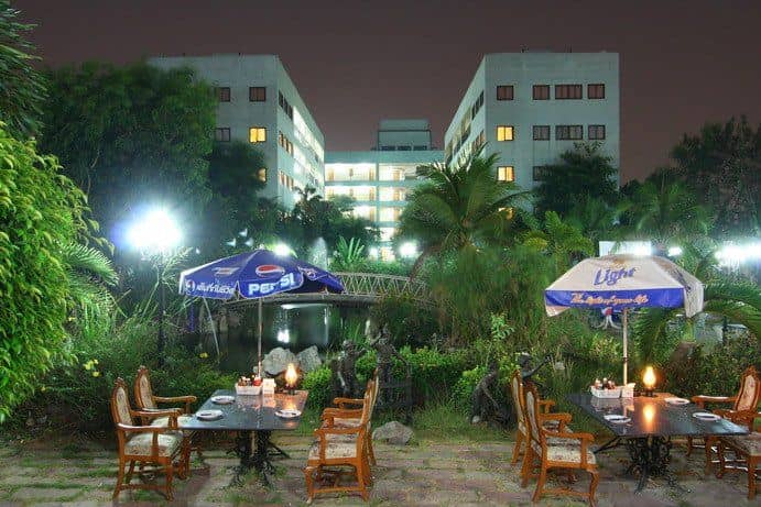 โรงแรม 13 เหรียญ แอร์พอร์ต มีนบุรี โรงแรม 13 เหรียญ แอร์พอร์ต มีนบุรี