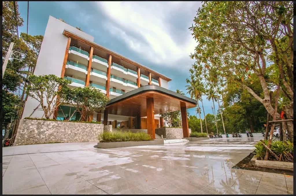 LUXTALAY KHANOM HOTEL