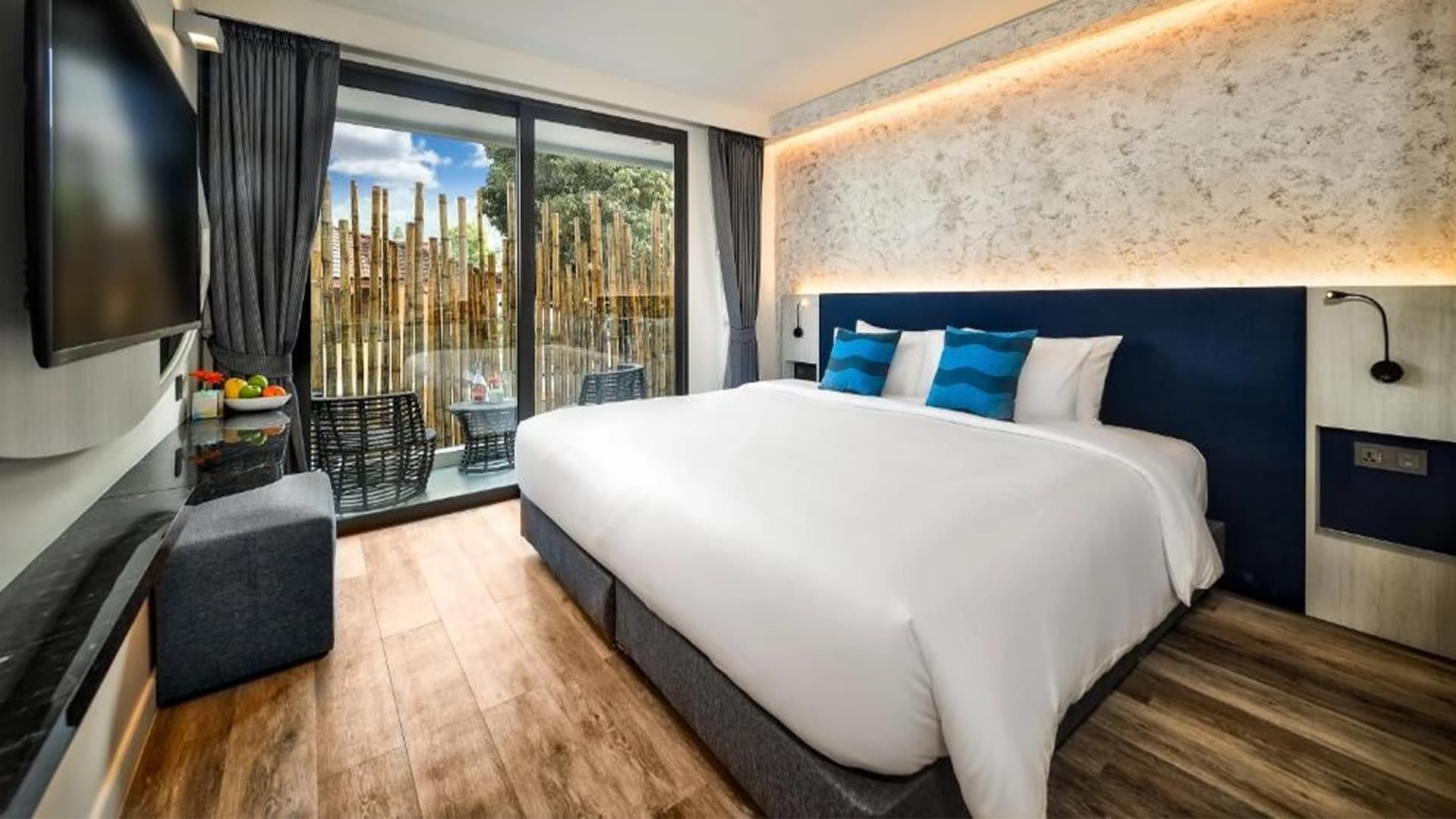 travel-story-1740983429_7f1350a2bb83447d3ac1-0